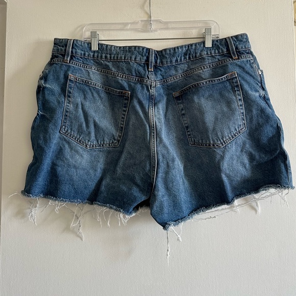 FRAME Denim Designer Blue Le Grand Garcon Cutoff Rolled Hem Jean Shorts size 34 - Picture 9 of 12
